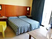 Hotel Port Fiesta Park