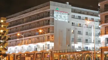 Hotel Port Fiesta Park