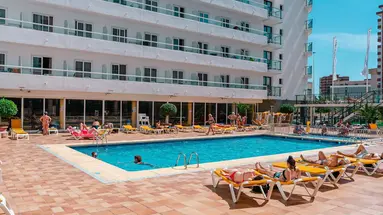 Hotel Port Fiesta Park