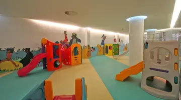 Hotel Port Fiesta Park