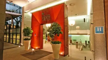Hotel Port Fiesta Park