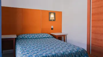 Hotel Port Fiesta Park