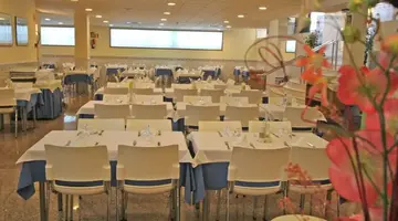 Hotel Port Fiesta Park