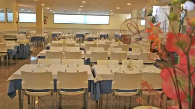 Hotel Port Fiesta Park