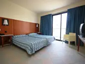 Hotel Port Fiesta Park