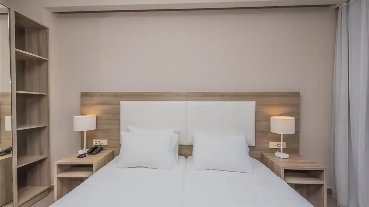 Hotel Porto Planos Beach