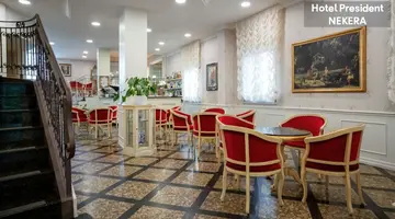 Hotel President