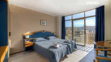 HOTEL PRIMERA