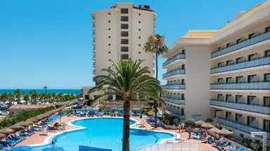 Hotel Puente Real