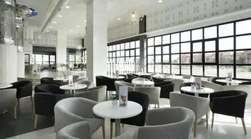 Hotel Puente Real