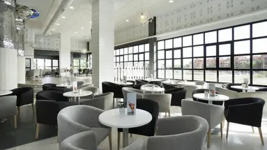 Hotel Puente Real