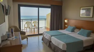 Hotel Puente Real
