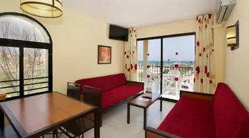 Hotel Puente Real