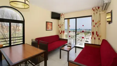 Hotel Puente Real