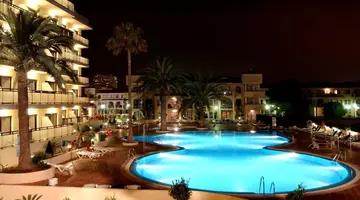 Hotel Puente Real