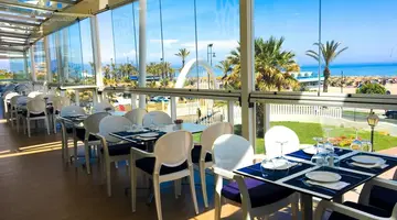 Hotel Puente Real