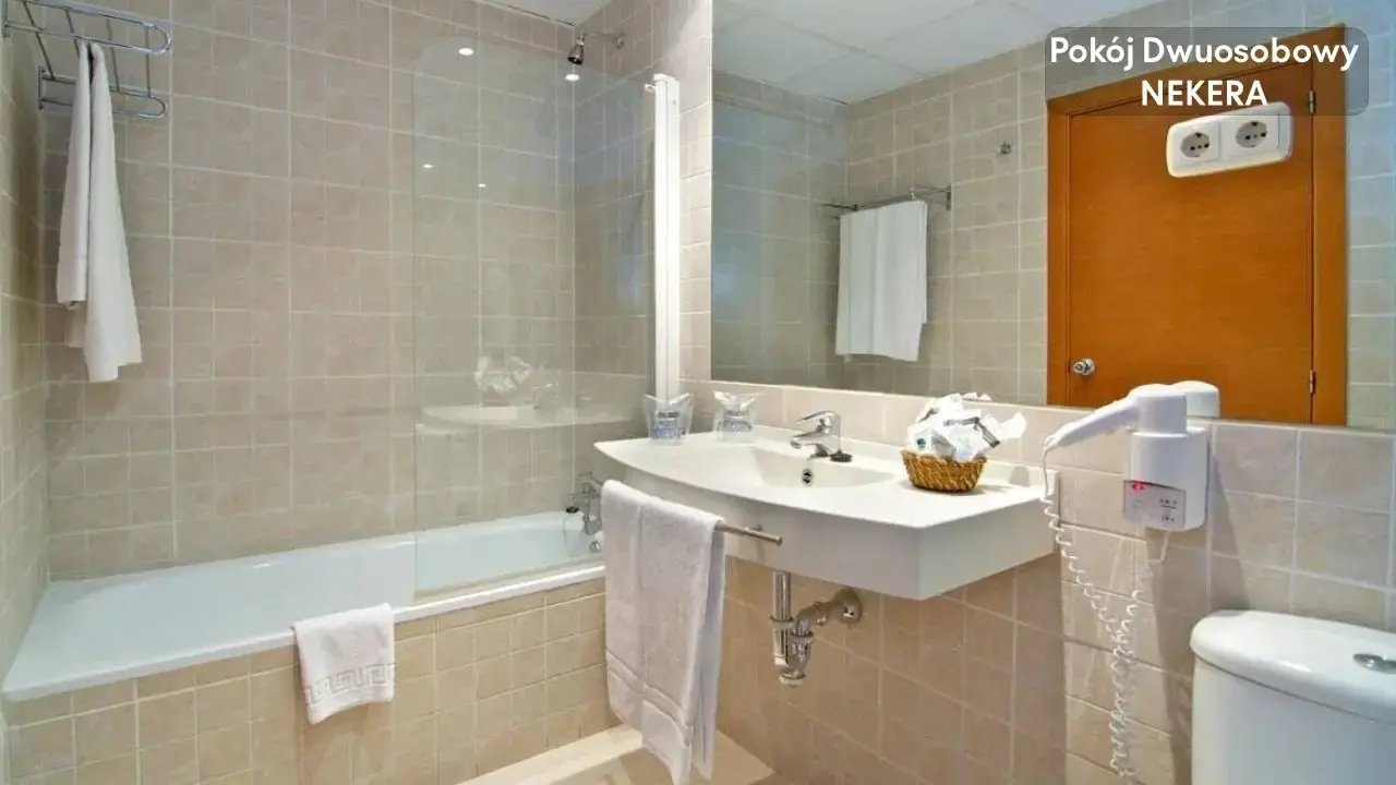Hotel Puente Real