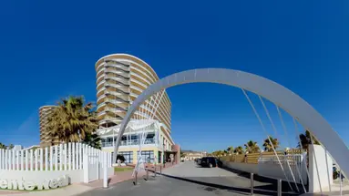 Hotel Puente Real