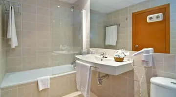 Hotel Puente Real