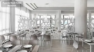 Hotel Puente Real