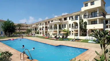 Hotel Puente Real