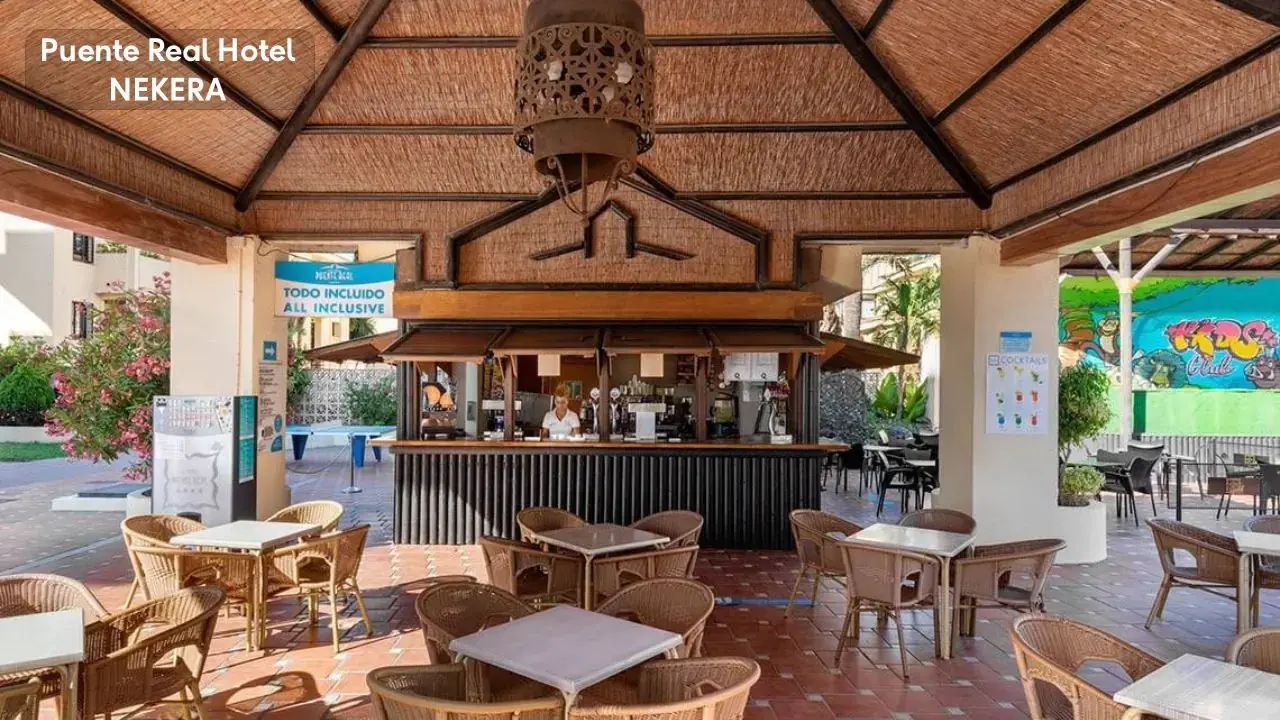 Hotel Puente Real