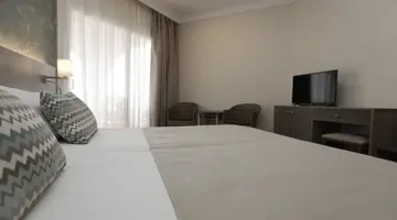 HOTEL PUERTO PALACE 4*