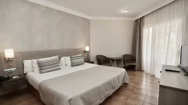 HOTEL PUERTO PALACE 4*