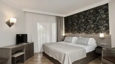 HOTEL PUERTO PALACE 4*