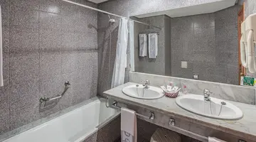 Hotel Puerto Palace