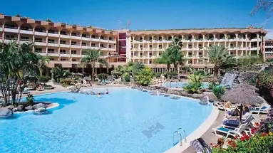 Hotel Puerto Palace