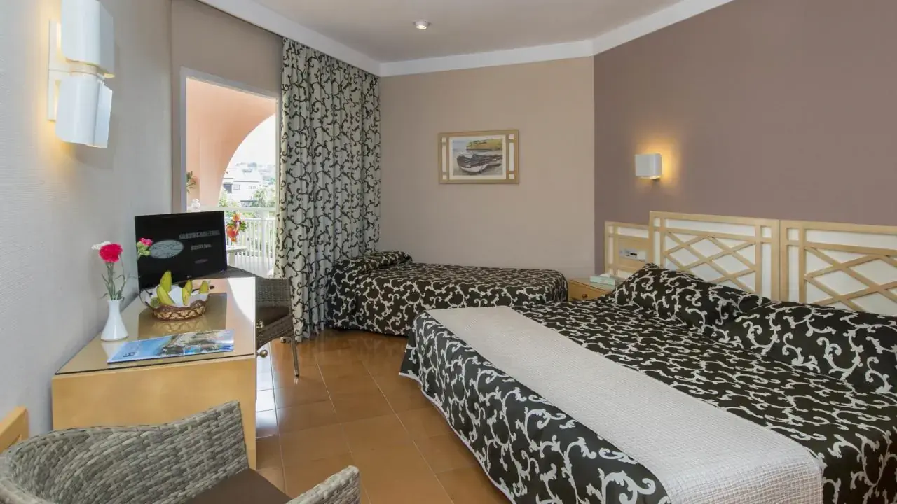 Hotel Puerto Palace