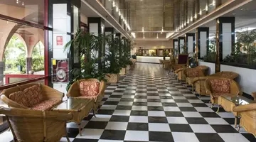 Hotel Puerto Palace