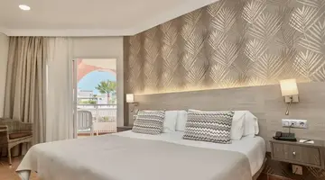 Hotel Puerto Palace
