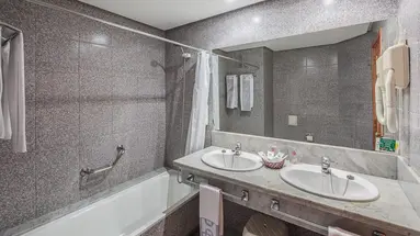 Hotel Puerto Palace