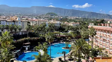 Hotel Puerto Palace