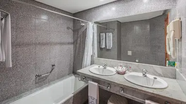 Hotel Puerto Palace