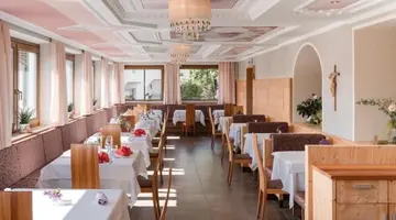 Hotel Pütia