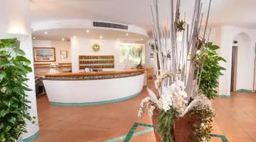 Hotel Punta Est