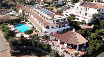 Hotel Punta Est
