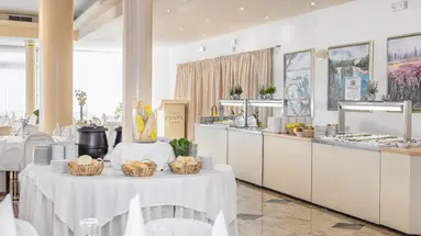 HOTEL PUNTA - VODICE****