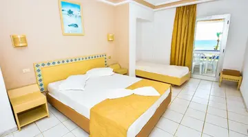 Hotel Pyramides