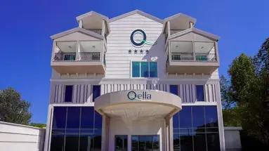 Hotel Q Ella Beach Side