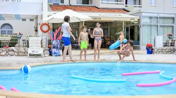 HOTEL QUERCUS****