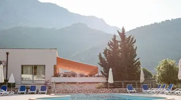 HOTEL QUERCUS****