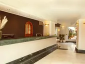 Hotel Ramada Attica Riviera