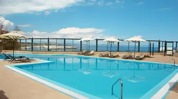 Hotel Ramada Attica Riviera