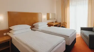 Hotel Ramada Hotels & Sui