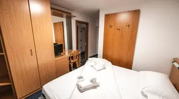 Hotel Renzi ***