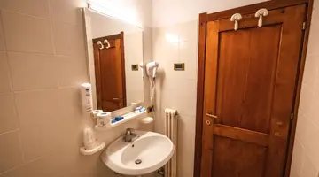 Hotel Renzi ***